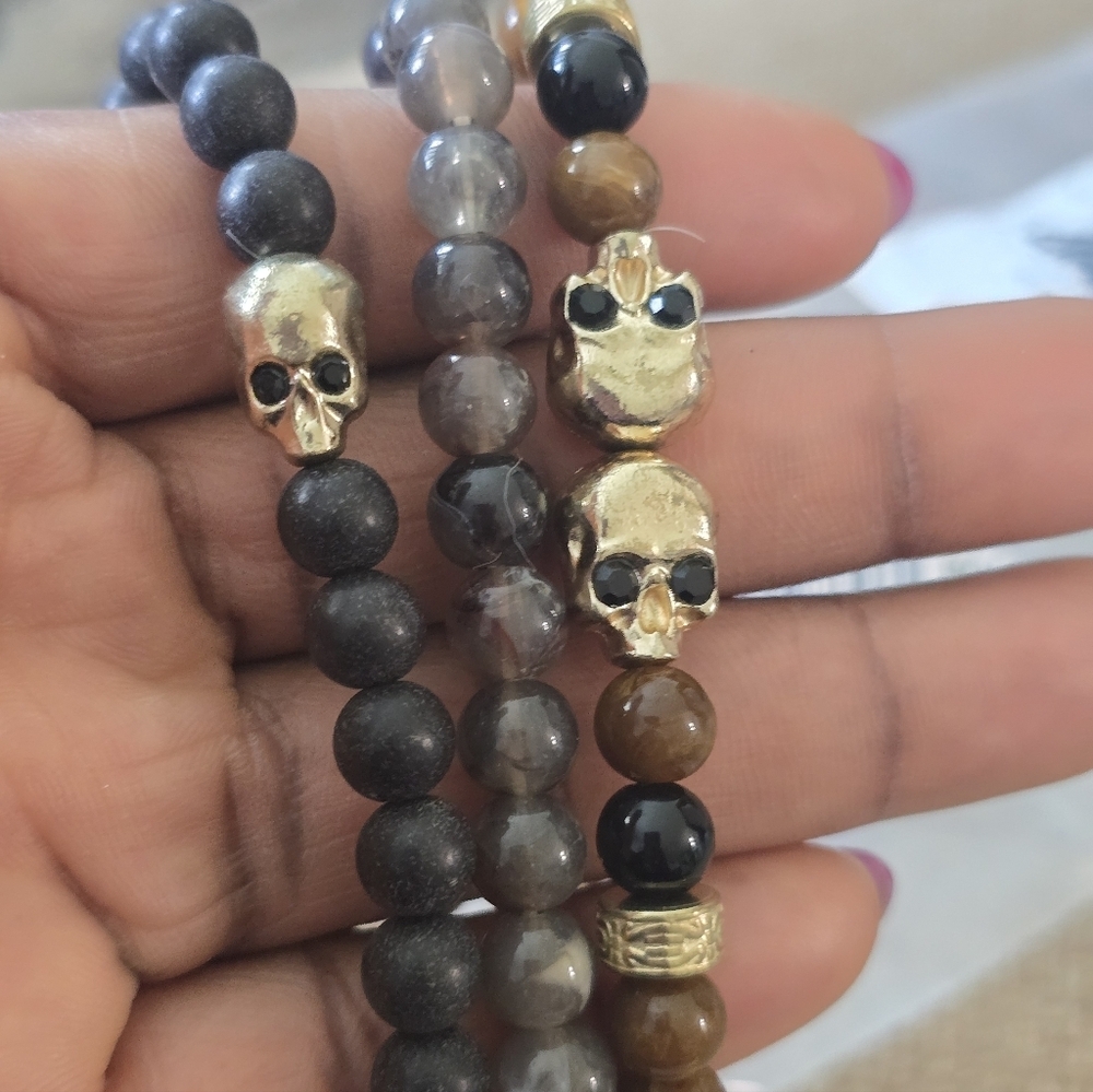Macy's Beaded Skull Bracelets Set Women New - Picture 9 of 11